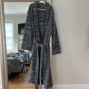 Barefoot dreams robe